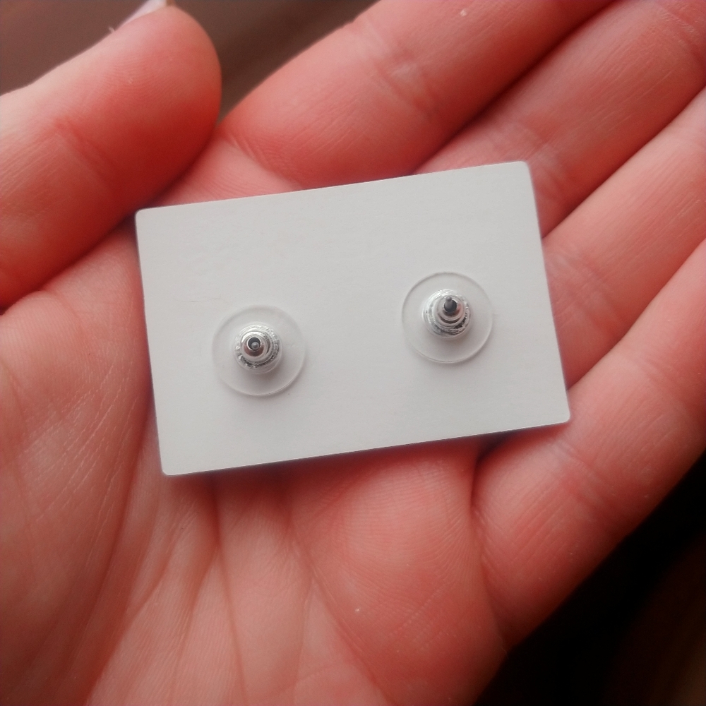 NEW MICHAEL KORS EARRINGS - Picture 3 of 3